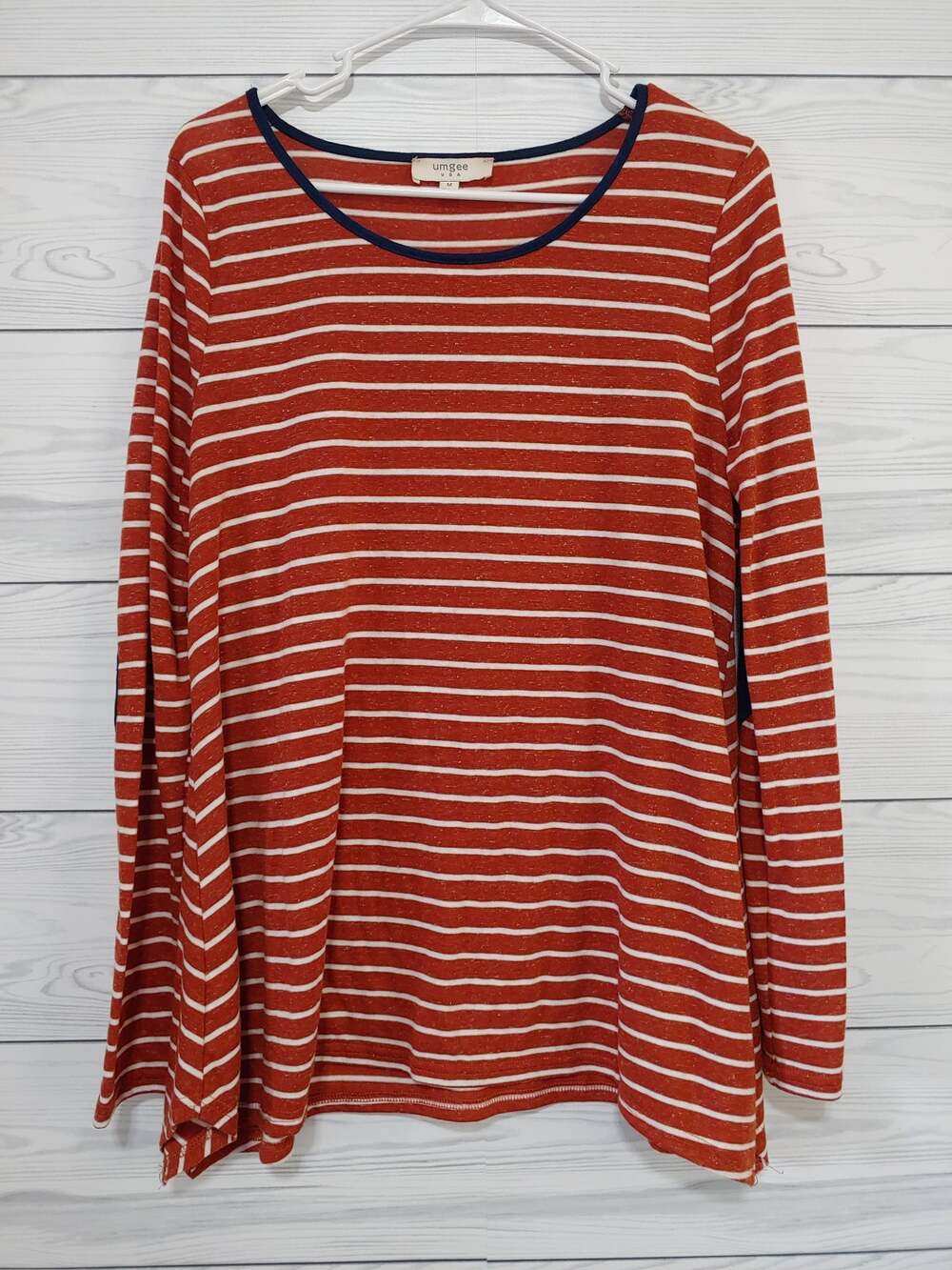 Womens Umgee Elbow Patch Pullover sz M